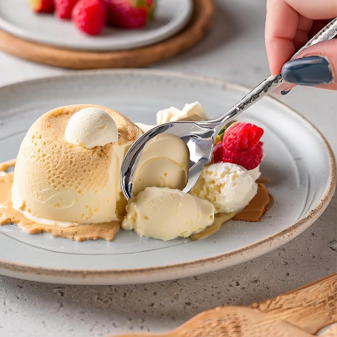 Rubtlamp 180 Pcs Silver Plastic Silverware - Hammered Disposable Silverware - Heavy Duty Plastic Forks And Spoons - Silver Plastic Cultery Include 60 Forks, 60 Knives And 60 Spoons for Wedding&Party