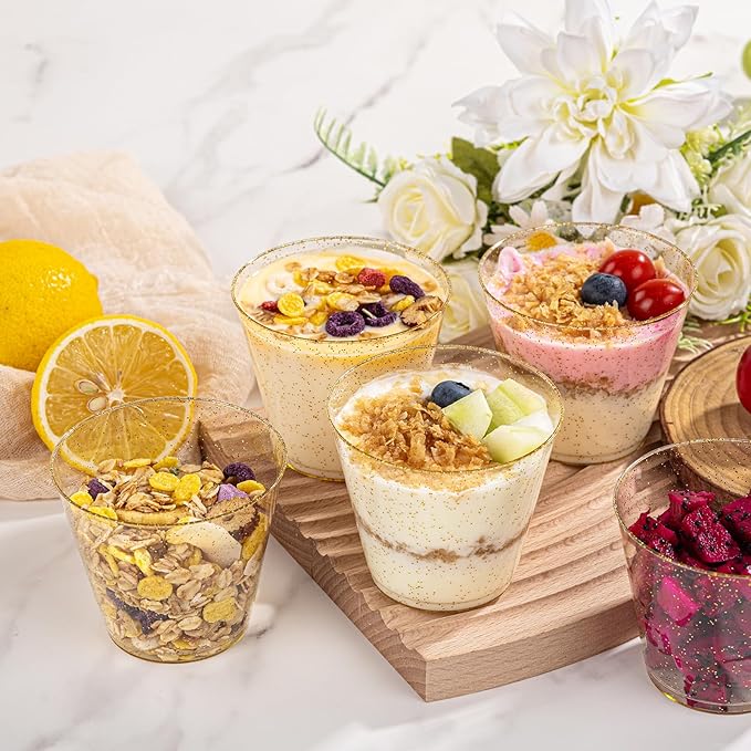 I00000 5oz 100 Pack Gold Glitter Plastic Cups, Glitter Disposable Small Plastic Cups, Disposable Clear Cup with Gold Glitter Shot Glasses, Small Tumbler Perfect for Wedding & Party