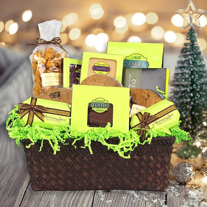 1 LB Fluorescent Green Crinkle Cut Paper Shred Filler Great for Gift Wrapping, Basket Filling, Birthday, Wedding, Halloween, Thanksgiving, Christmas Day, New Year Party Decorations Filling Supplies