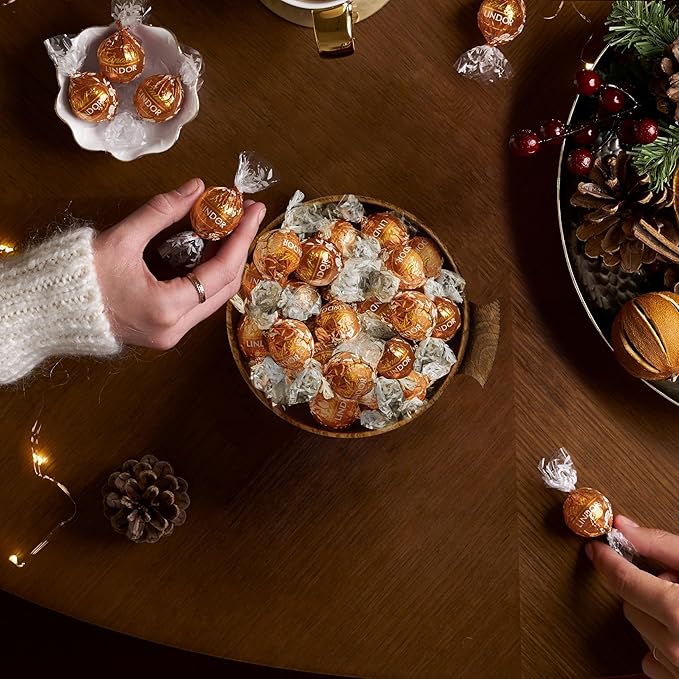 Lindt LINDOR Holiday Snickerdoodle White Chocolate Candy Truffles with Smooth, Melting Truffle Center, 8.5 oz. Bag